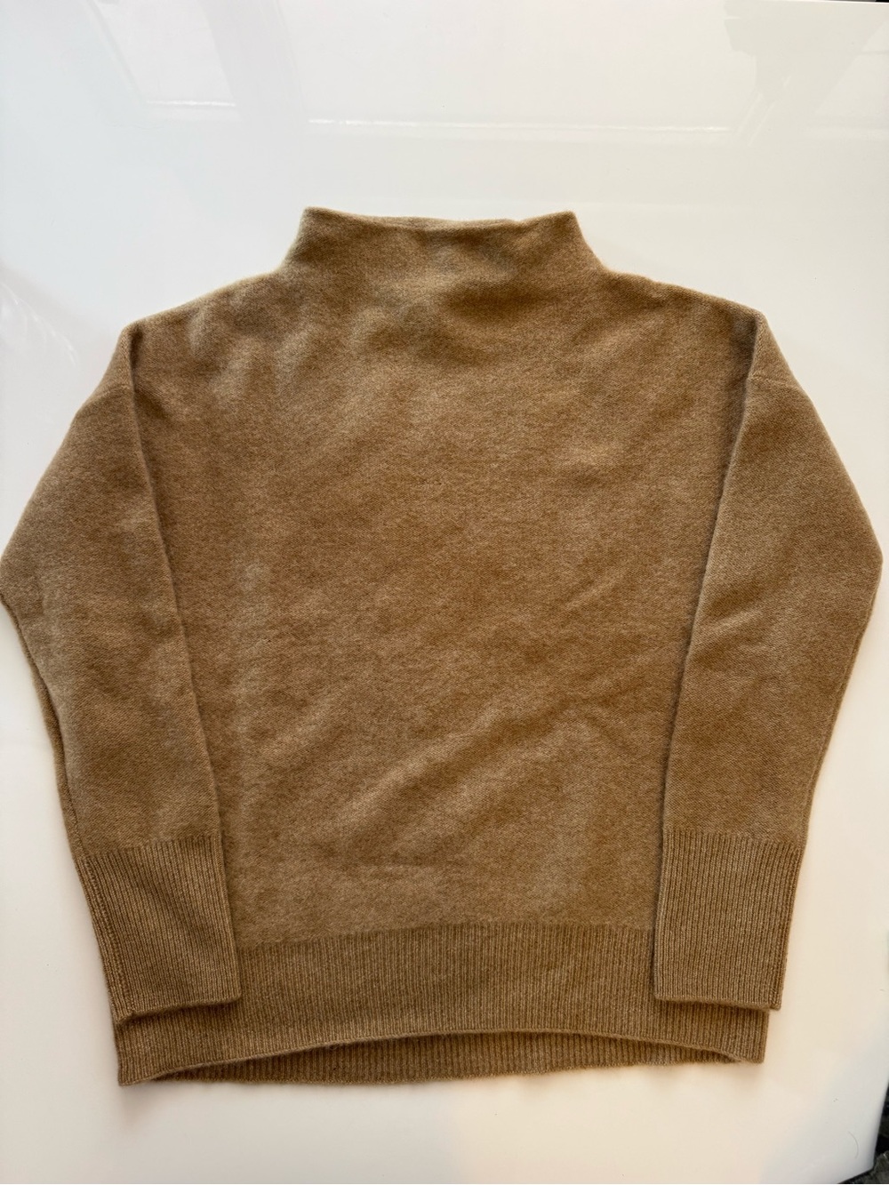 Vince Cashmere Mock Neck Knit Sweater - Camel/Tan